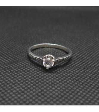 R002038 Genuine Sterling Silver Solitaire Ring Solid Hallmarked 925 4.5mm Cubic Zirconia
